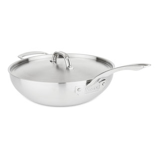  Bayou Classic 7434 14-in Cast Iron Skillet Features