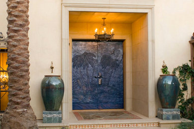 Tuscan entryway photo in Orange County