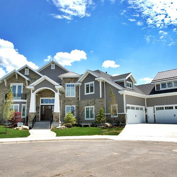 2014 NWHBA Parade Home-Front elevation