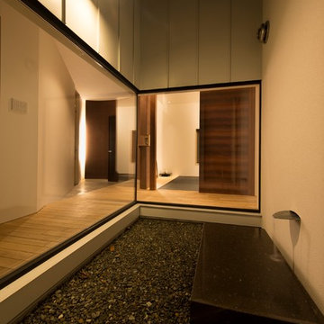 Triangular House by a.a.d.