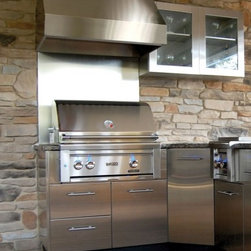 Outdoor Kitchens - Outdoor Grills