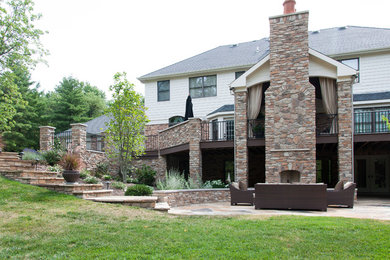Inspiration for a timeless patio remodel in St Louis