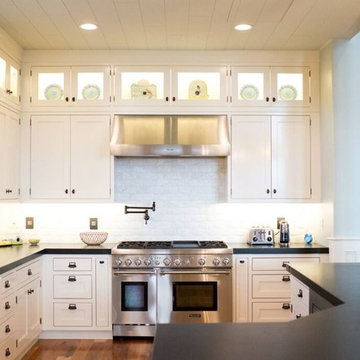 Contemporary Kitchen