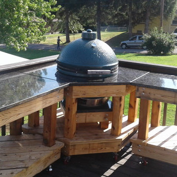 Green Egg Smoker Table