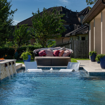 Swimming Pools & Out dooor Living