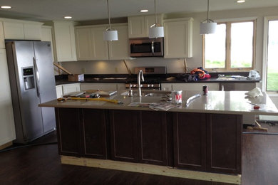 Example of an eclectic kitchen design in Indianapolis