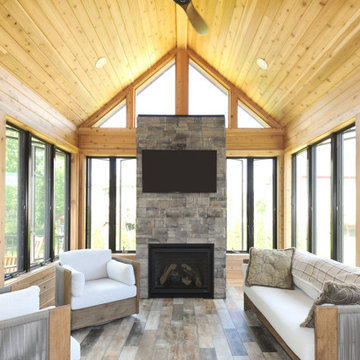 Cedar Four Seasons with Trex Enhanced Coastal Bluff Decking