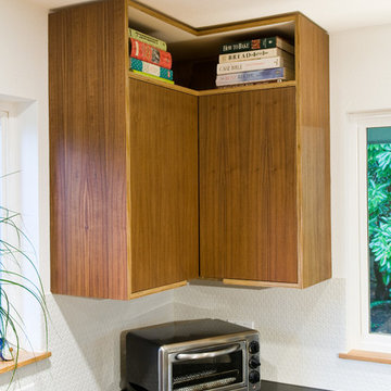 Modern Europly Kitchen