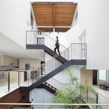 JST-SBT FLOATING STAIRS