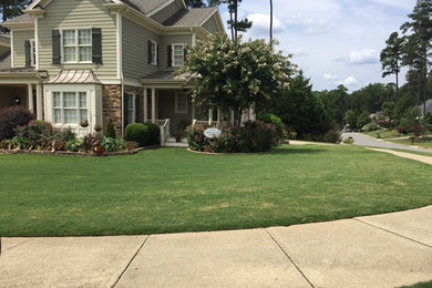 Lawn Maintenance - Yard Of The Month Winner