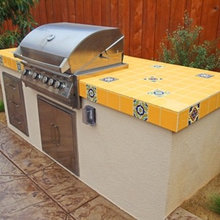 outdoor kitchen