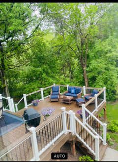 Deck and railing colors