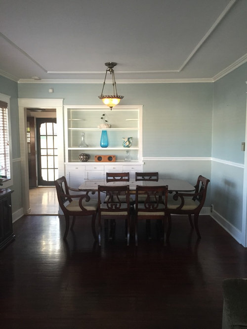 Center light over dining table, right?