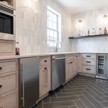 Delafield Elegance: Glass Doors & Black Islands