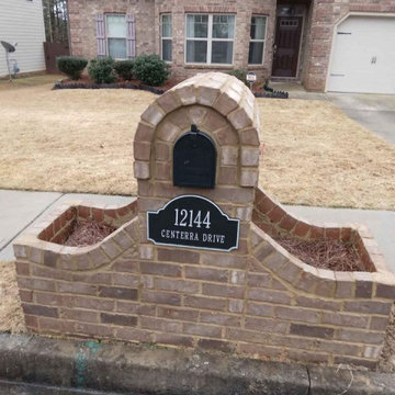 Front Yard Mailboxes
