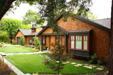 Example of a classic exterior home design in San Francisco