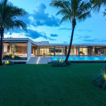 Riverhouse Residence