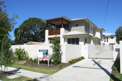 Design ideas for a traditional home design in Sunshine Coast.