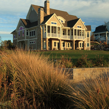 Traverse - Lakefront Home With A View