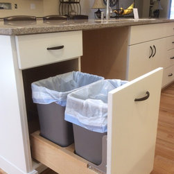 Wood supported trash Pull out - Kitchen Cabinetry