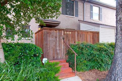 Patio - traditional patio idea in Dallas