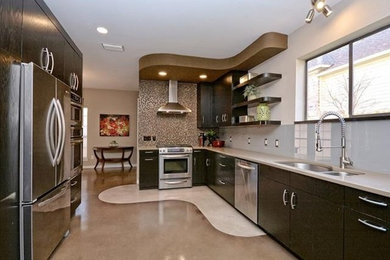 Inspiration for a modern kitchen remodel in Austin
