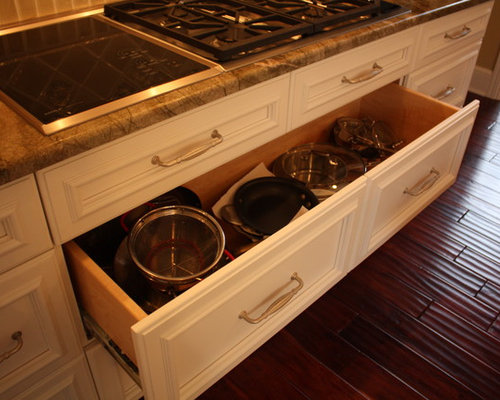 Best Deep Drawers Design Ideas & Remodel Pictures | Houzz Deep Drawers Photos