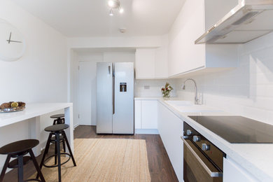 Design ideas for a contemporary kitchen in London.