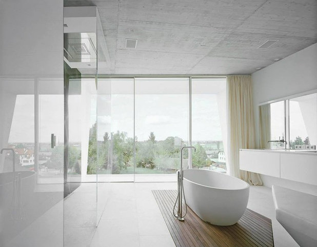 Современный Ванная комната by Project A01 Architects ZT GmbH