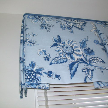 Master Bedroom Valances Detail