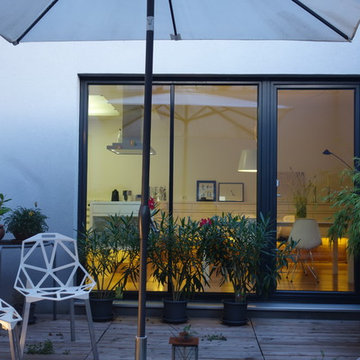 HOUSE H