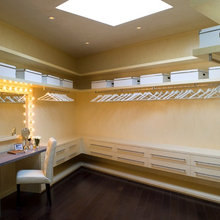 dream home-dressing room/closet in master