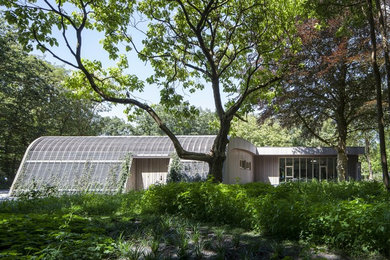Inspiration for a contemporary exterior home remodel in Amsterdam