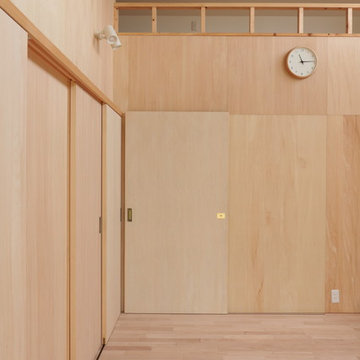 休耕地の家