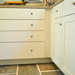 Cabinet Hardware - Cabinet And Drawer Knobs