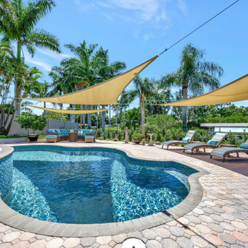 Canal Home