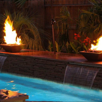 Pool Water Features