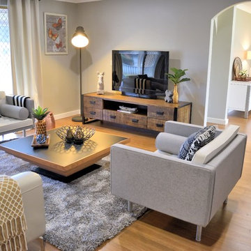 Groove is in the heart - Love this 1970's reno property.