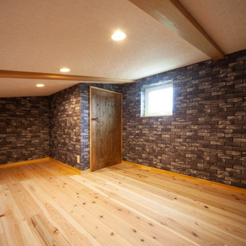 まるで秘密基地　屋根裏部屋