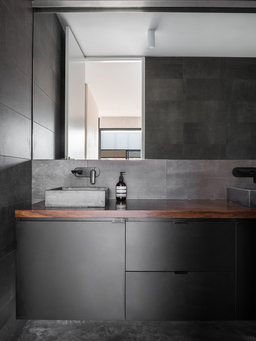 Industrial Bathroom Design Ideas, Renovations & Photos