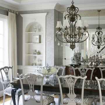 Traditional Dining Room