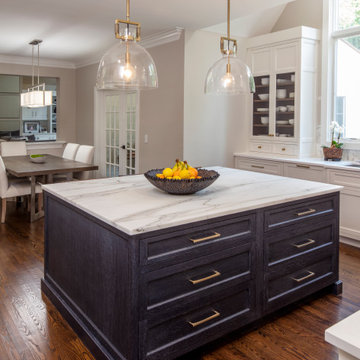 Functional Simplicity: A Modern Kitchen Space