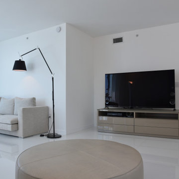 Bentley Bay Residence 2015 / Miami Beach
