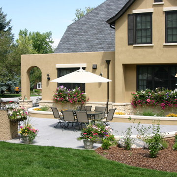 Outdoor Kitchens