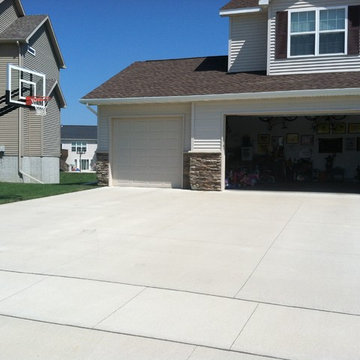Ryan R's Pro Dunk Silver Basketball System on a 40x30 in Cedar Falls, IA