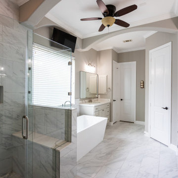 Stonehedge Master Bathroom