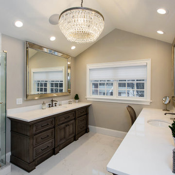 Elegant Transitional Bathroom
