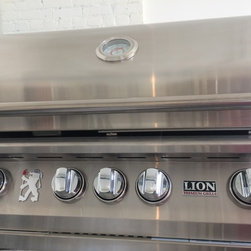 Lion Grills - Outdoor Kitchen Appliances