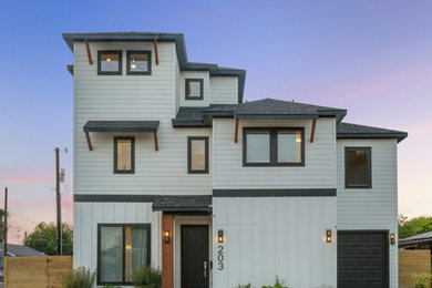Arts and crafts exterior home photo in Other