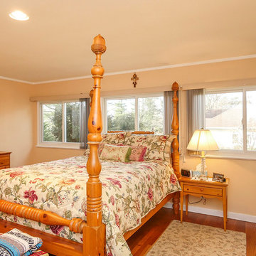 Sliding Windows in Gorgeous Master Bedroom